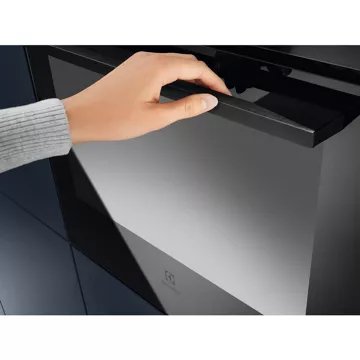 Four encastrable ELECTROLUX EOFDP46BK – Image 4